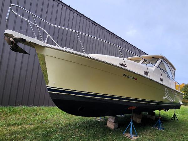 2004 Mainship Pilot 34