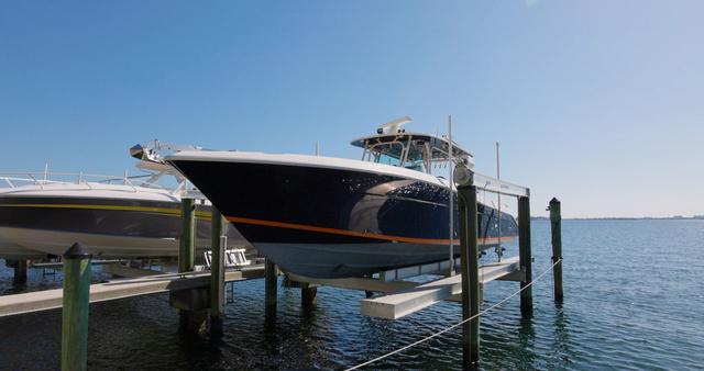 2009 Hydra-Sports 4200 SF