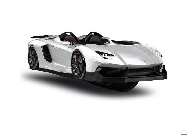 2025 Watersports Car Series J