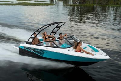 Regal 19 Surf Boat