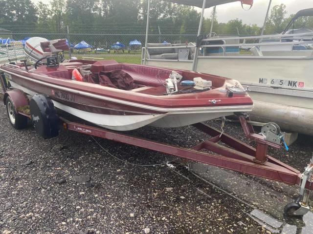 1977 Ranger 1750 Fish and Play