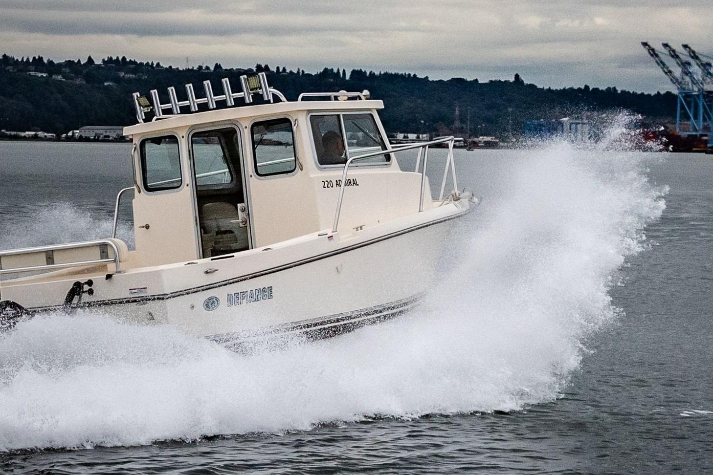 2022 Defiance Admiral 220 EX