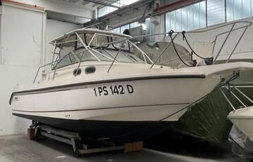 1999 Boston Whaler 28 Conquest