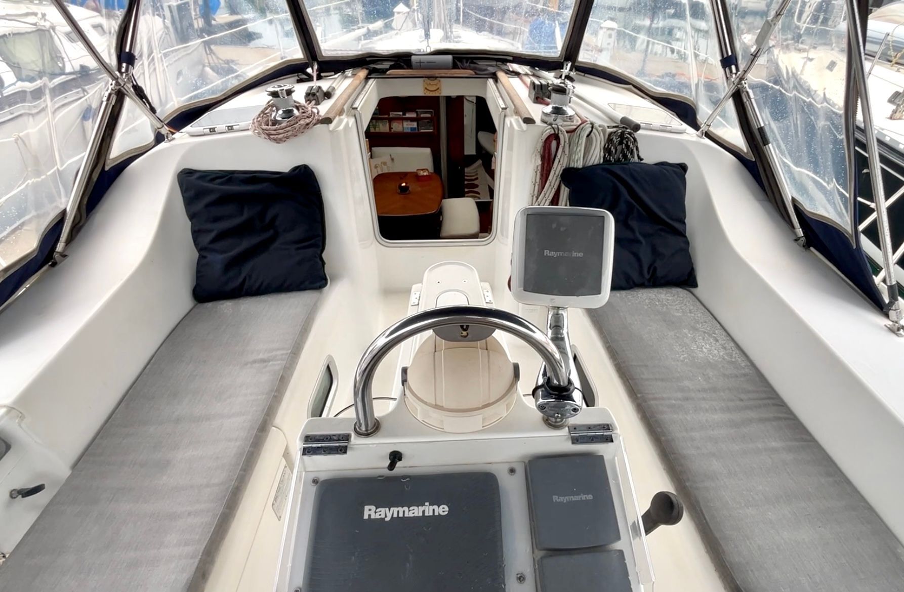 2002 Beneteau 39