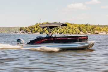 2024 Bennington L 25 Swingback Bowrider