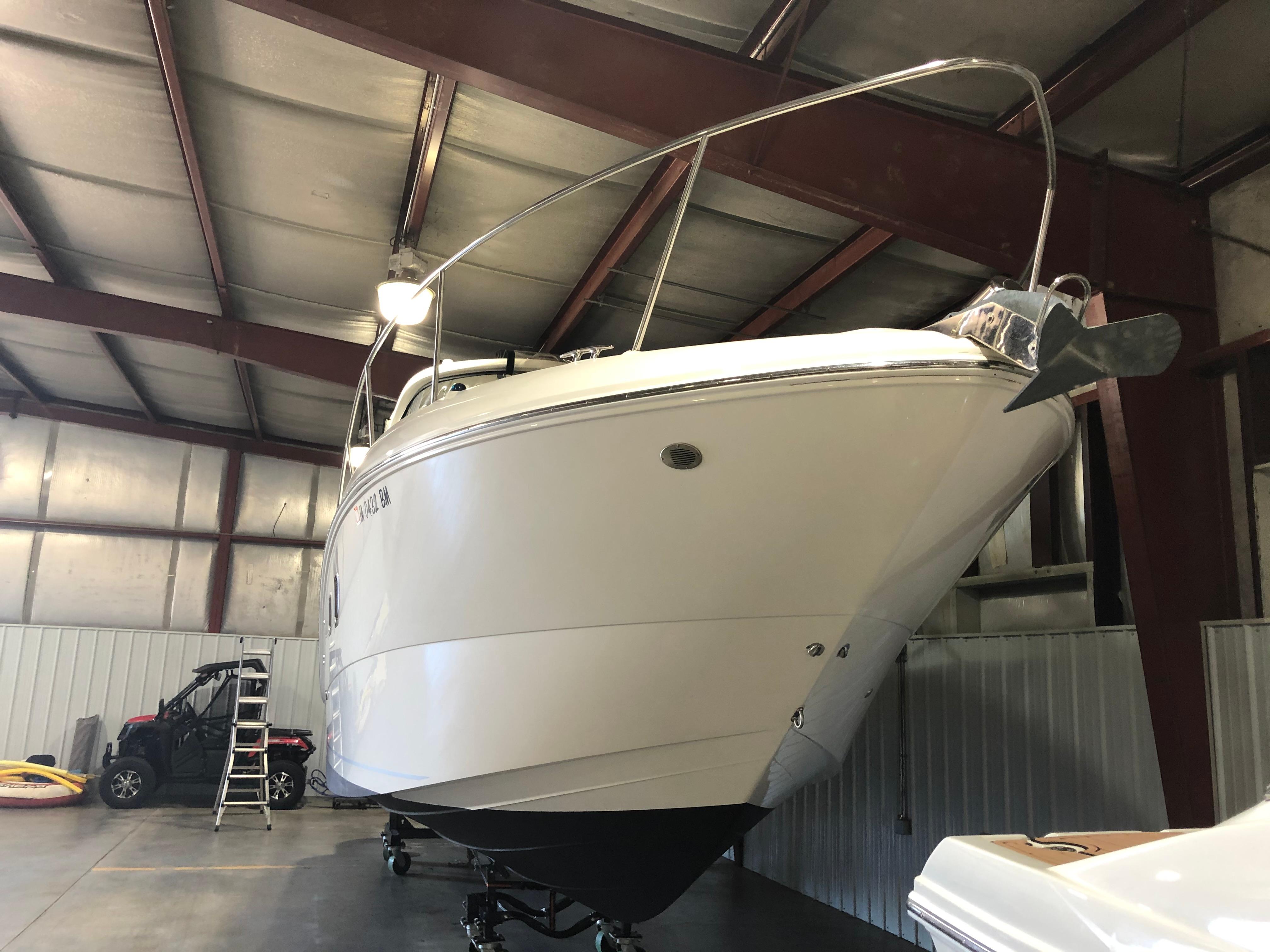 2012 Sea Ray 330 Sundancer