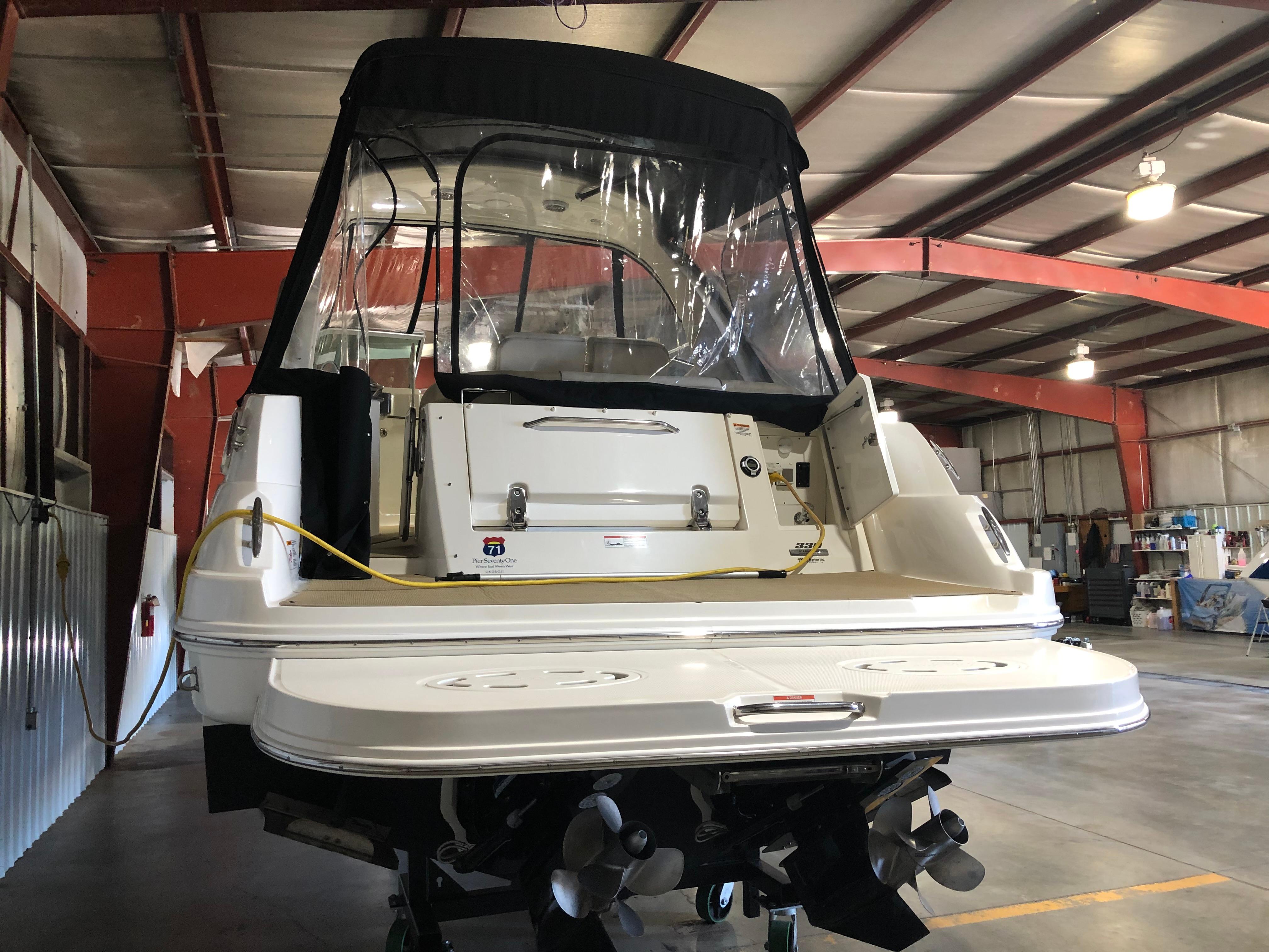 2012 Sea Ray 330 Sundancer