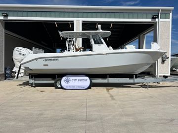 2025 Everglades 335 Center Console