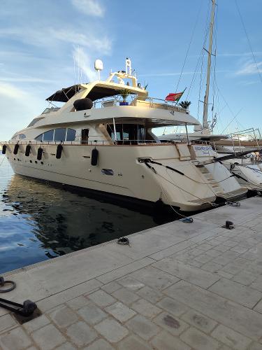 Azimut 100 Jumbo