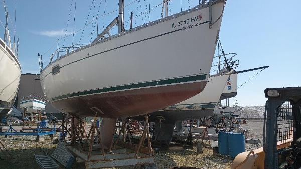 Beneteau Oceanis 351