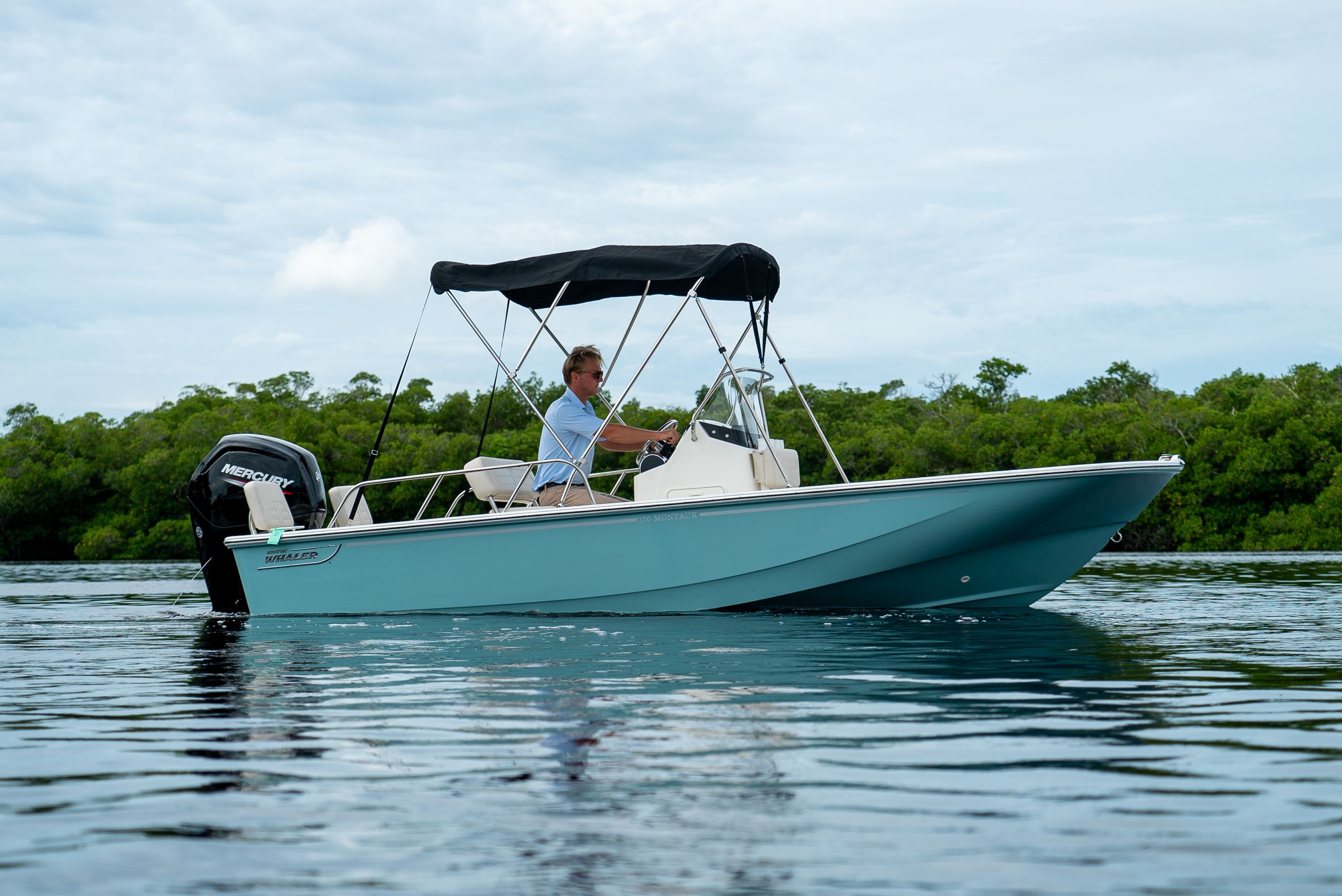 2026 Boston Whaler 170 Montauk