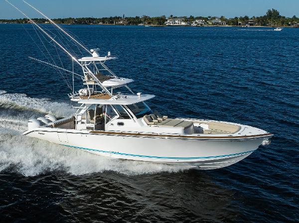 2017 Pursuit S 408 Sport
