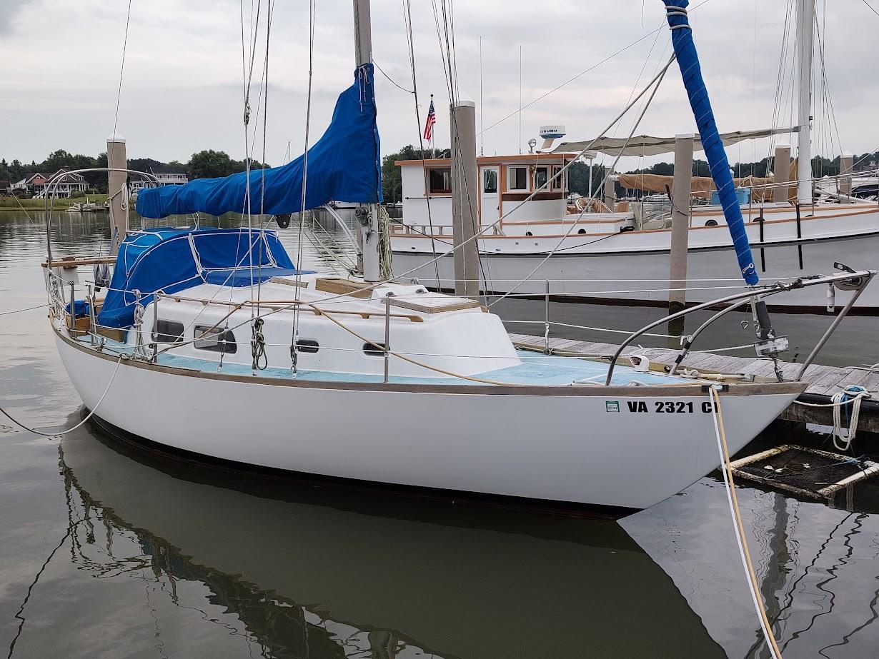 1972 Cape Dory Cape 30