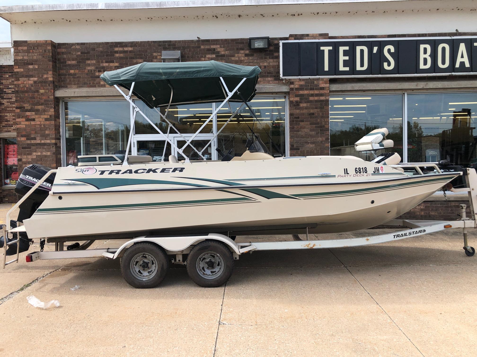 2000 Tracker Party Deck 21, Rock Island Illinois - boats.com