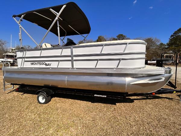 2023 Montego Bay 8520