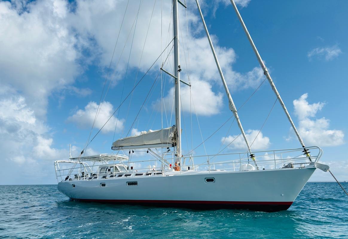 1982-via-52-sail-9828231-