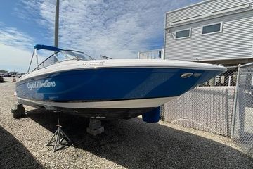 2010 Regal 2700 ES Bowrider