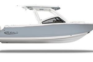Robalo R277 Dual Console 2026 Robalo R277 Dual Console boat, sleek design, side view, light blue and white exterior.