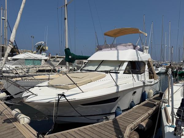 2010 Jeanneau Merry Fisher 10