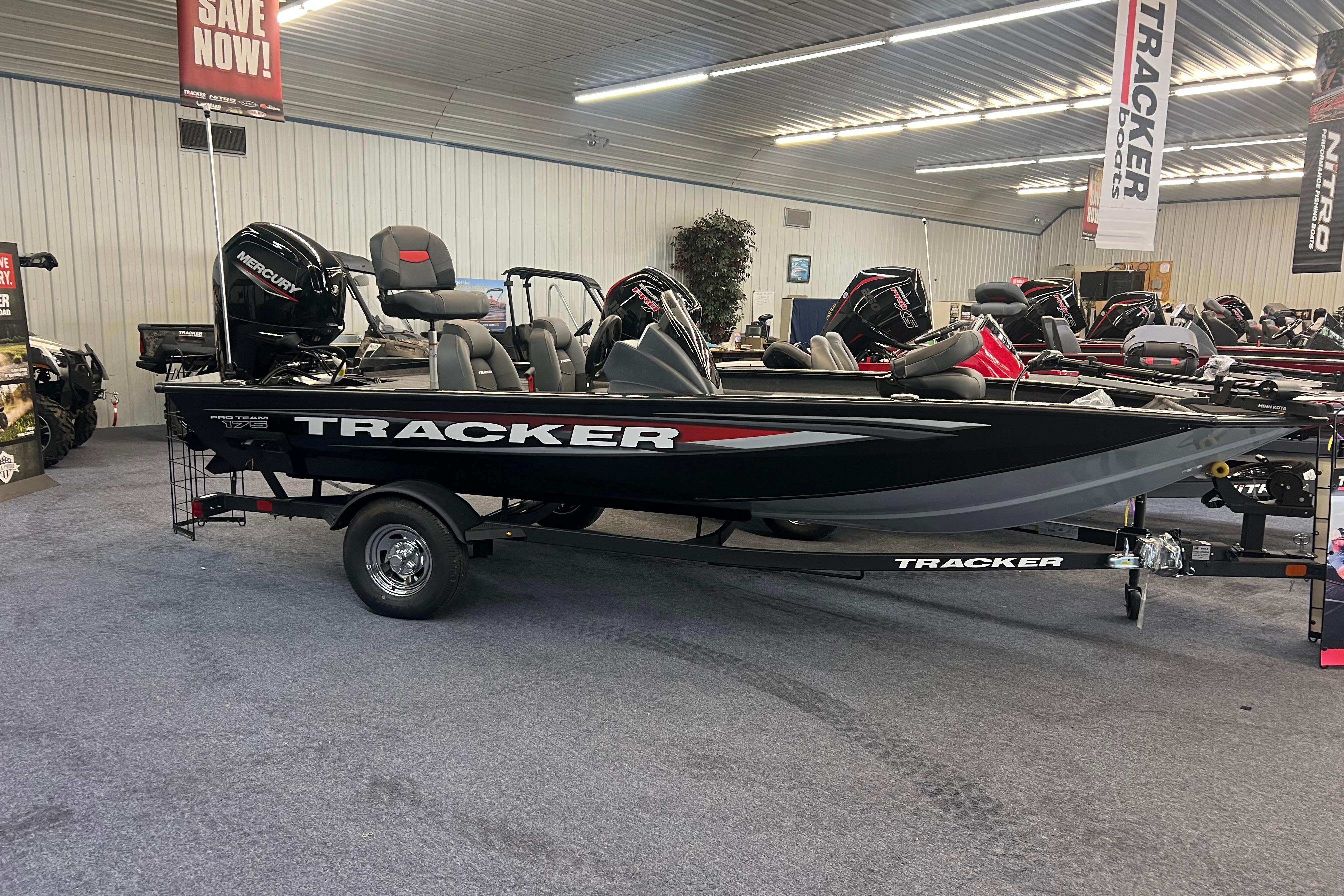 2026 Tracker Pro Team 175