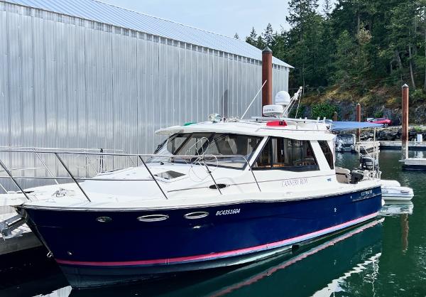 2015 Cutwater C-30 Sedan