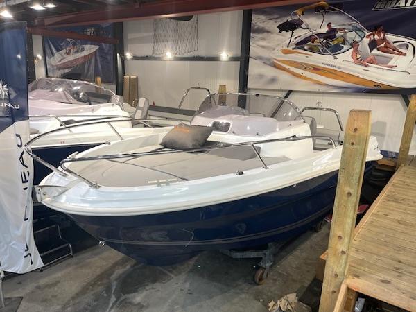 Jeanneau Cap Camarat 5.5 WA S2