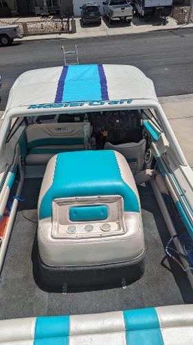 1990 MasterCraft ProStar 190