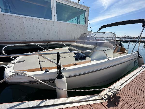 2020 Beneteau Flyer 6 SUNdeck