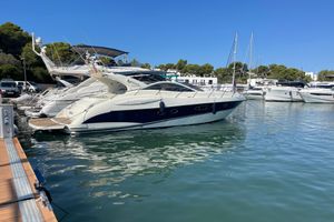 Gobbi Atlantis 47 2006 Gobbi Atlantis 47 yacht docked in a sunny marina.