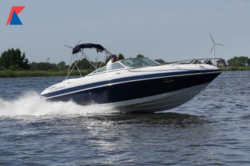 2004 Four Winns 225 Sundowner