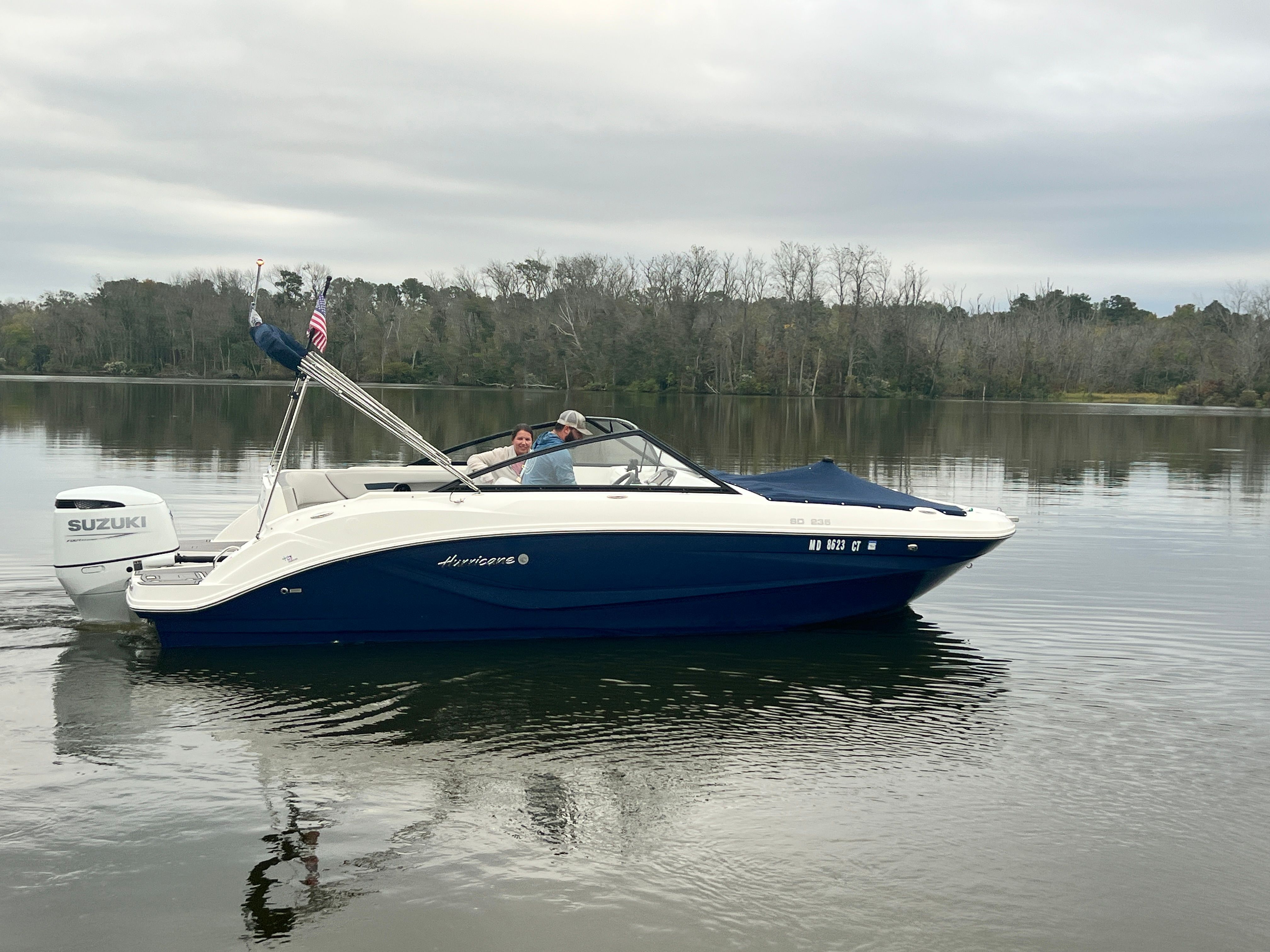 2023 Hurricane SunDeck 235