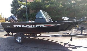 2025 Tracker Pro Guide V-16 WT