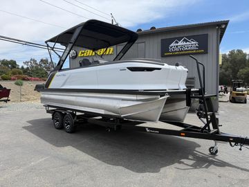 2025 Manitou Explore