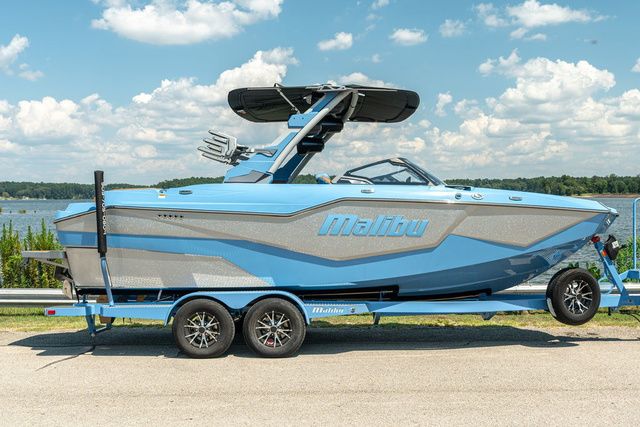 2026 Malibu M230