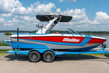 2025 Malibu Wakesetter 21 LX
