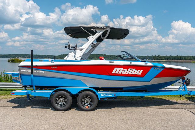 2025 Malibu Wakesetter 21 LX