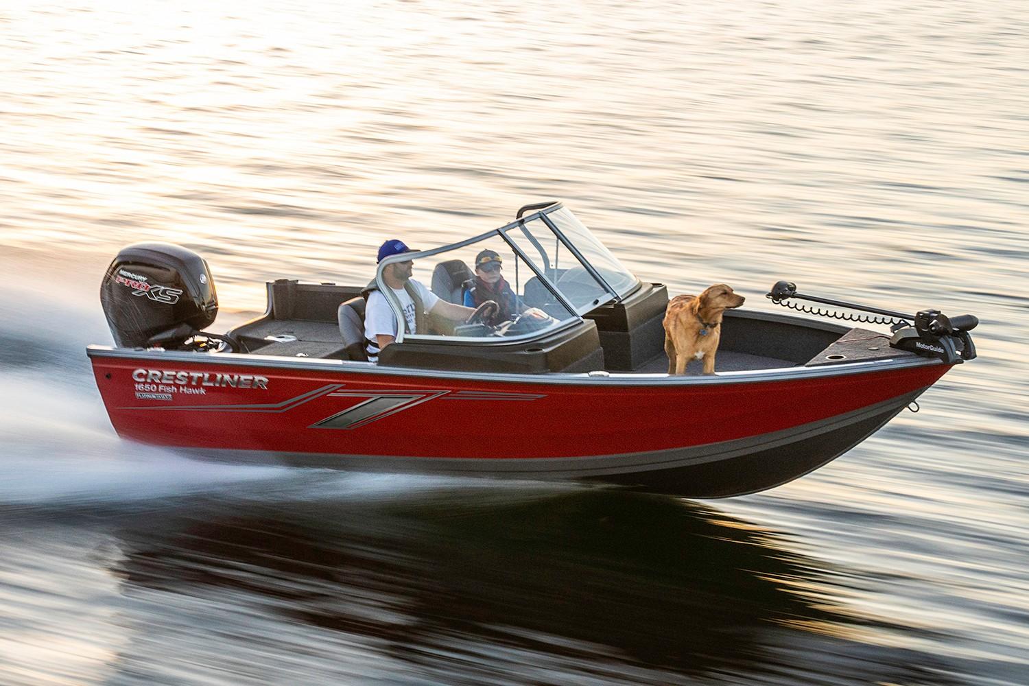 Crestliner Boat image