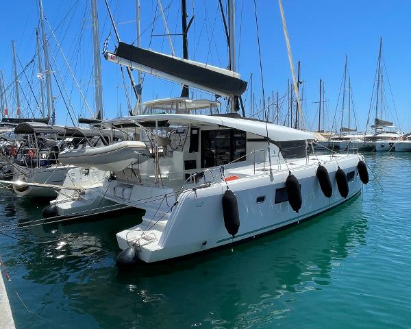 2021 Lagoon 42
