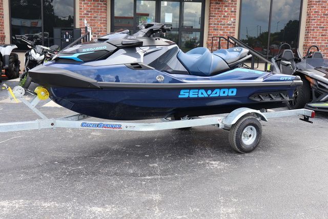 Sea-Doo GTX™ 230 iBR and iDF