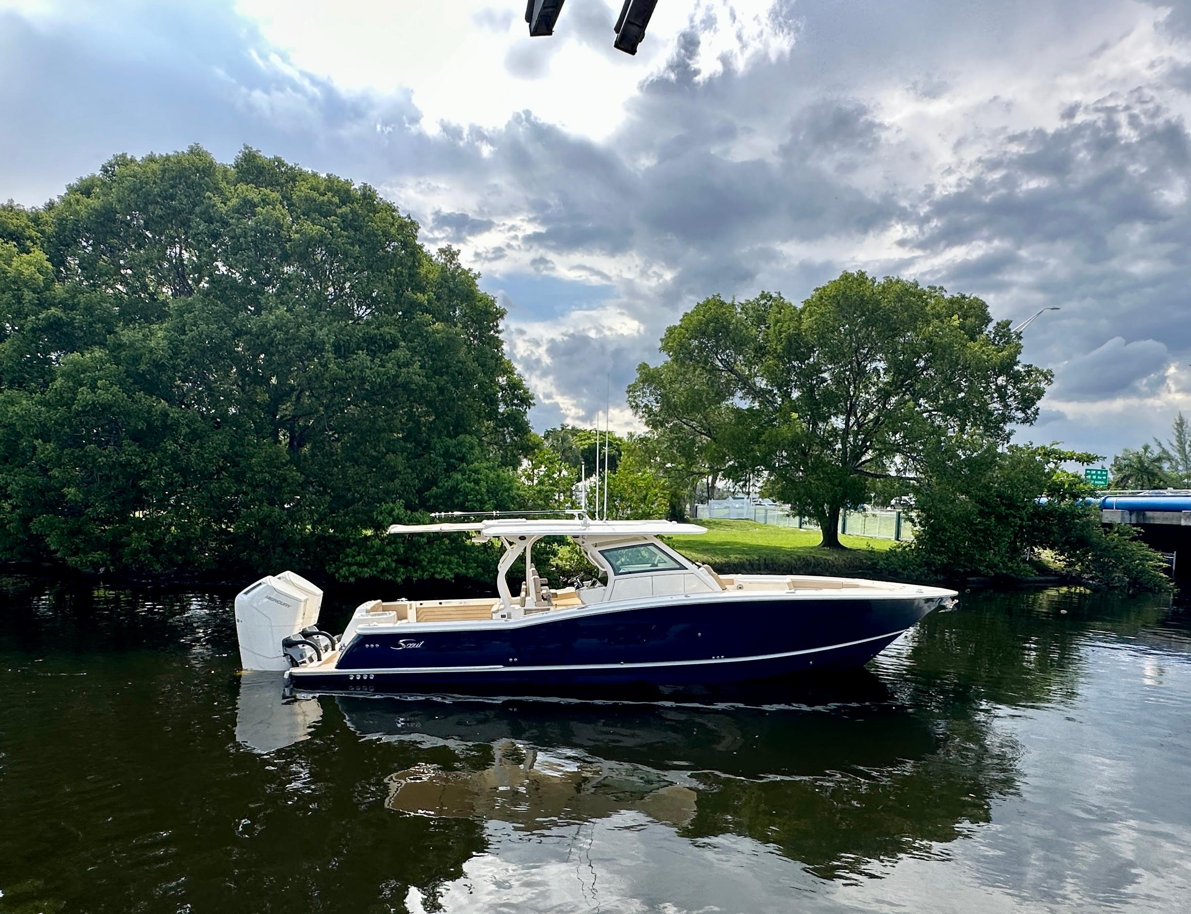 2024 Scout 400 LXF
