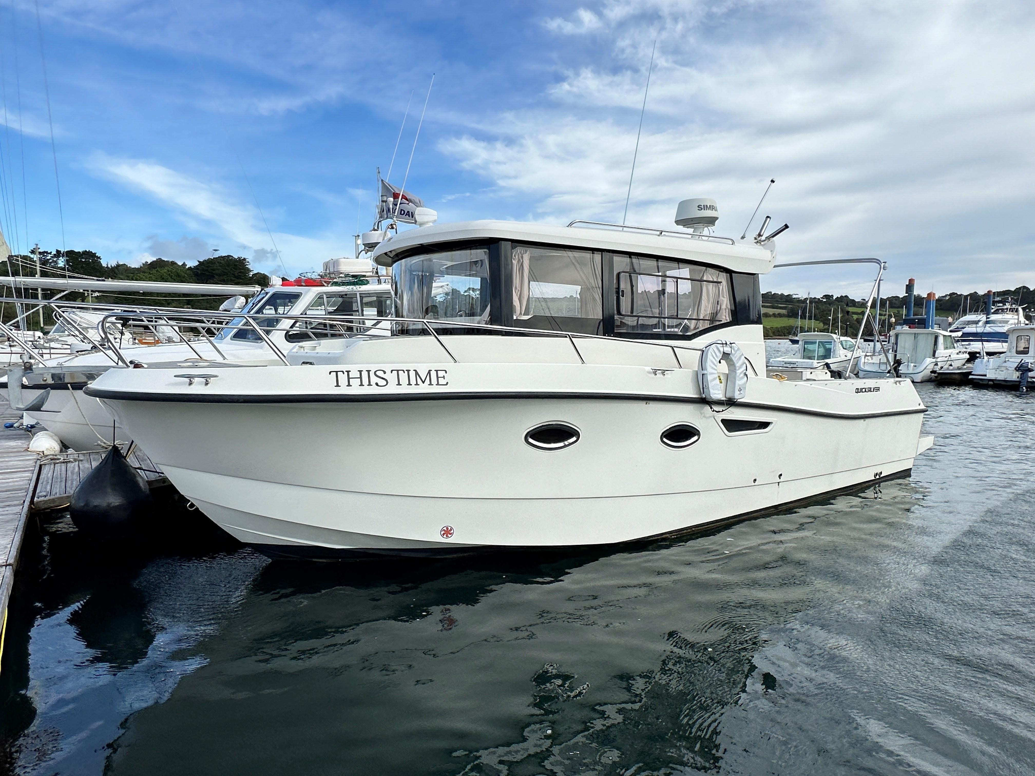 Quicksilver 905 Pilothouse Quicksilver 905 Pilothouse