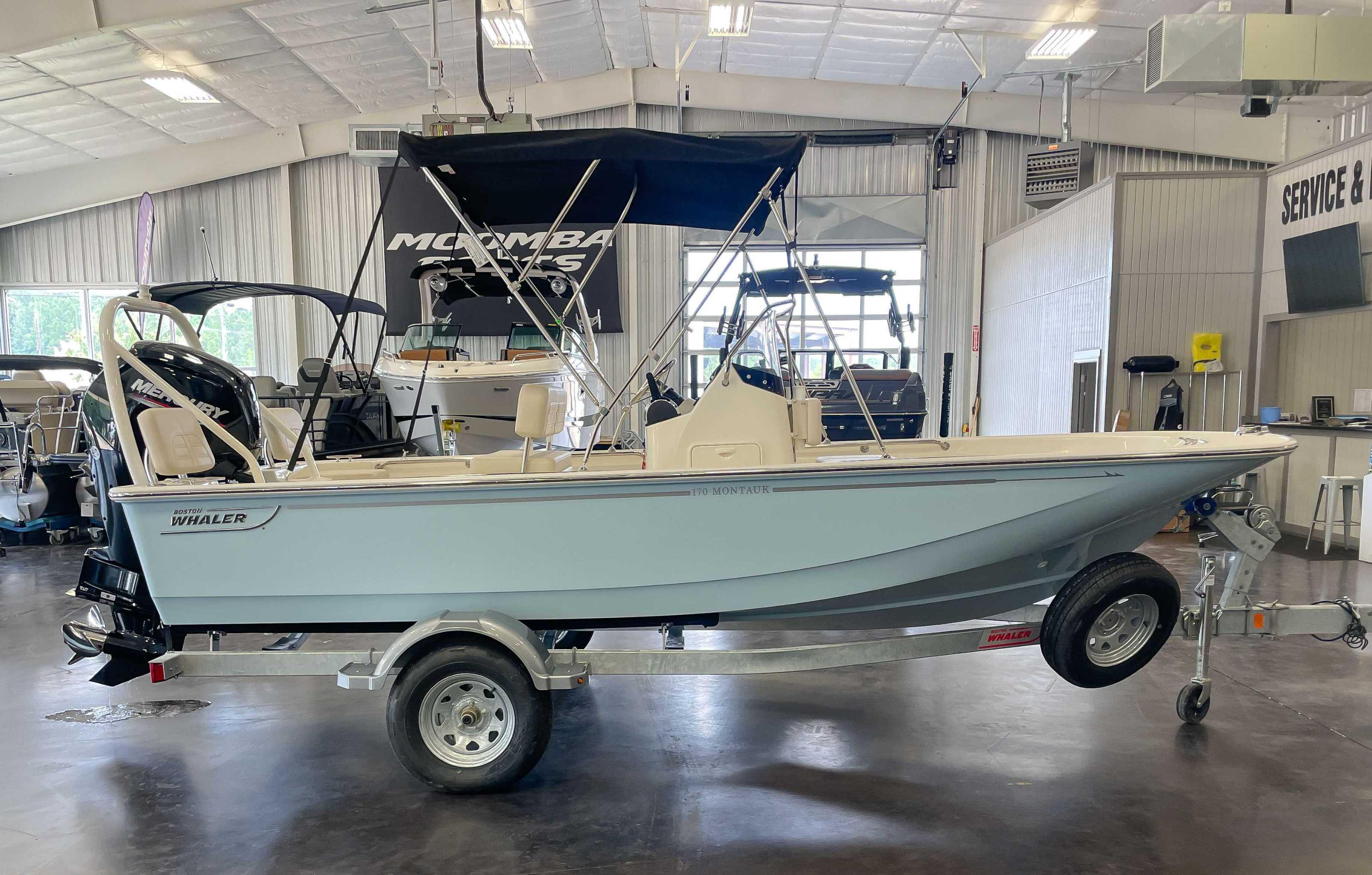 2025 Boston Whaler 170 Montauk