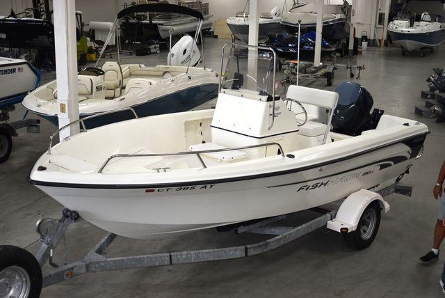 2002 Fish Hawk Boats 180 CC