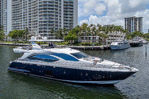 2011 Azimut 82