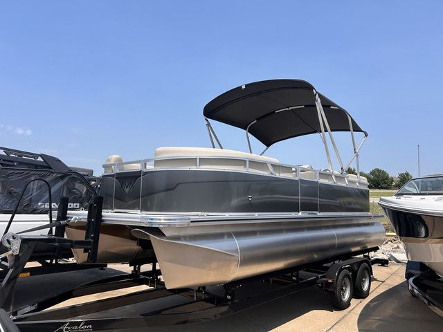 Avalon VLS Quad Lounge 21 FT
