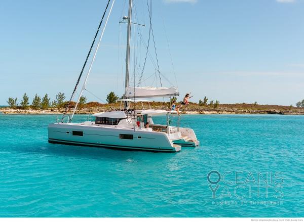 2024 Lagoon 42