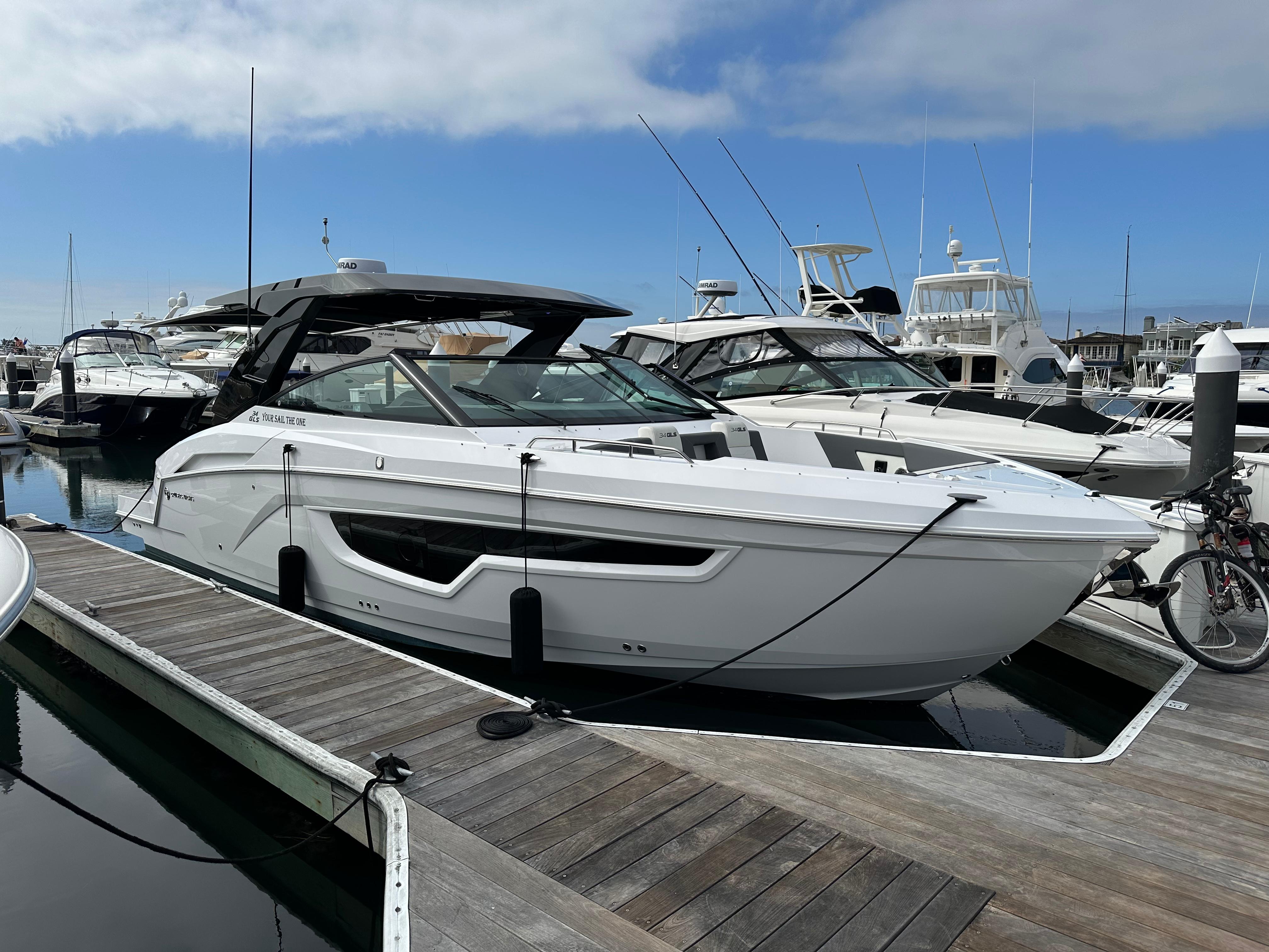 2024 Cruisers Yachts 34 GLS, Newport Beach California - boats.com