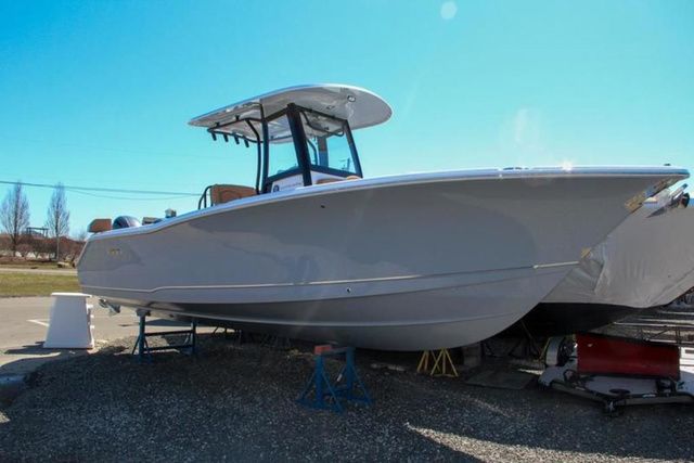 2021 Sea Hunt Ultra 275 SE