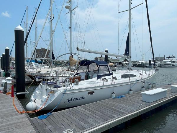 2011 Catalina 445