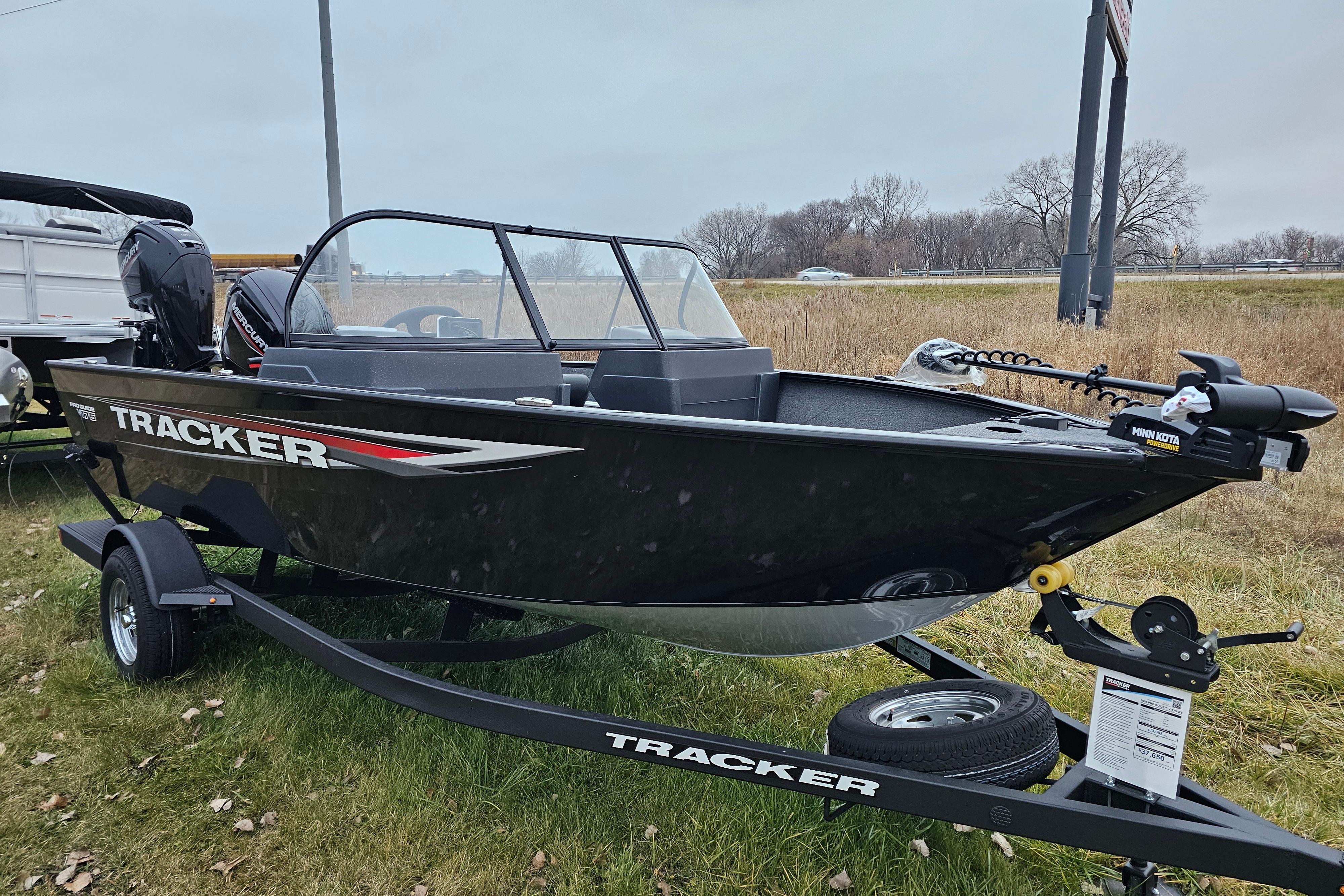 2026 Tracker Pro Guide V-175 WT